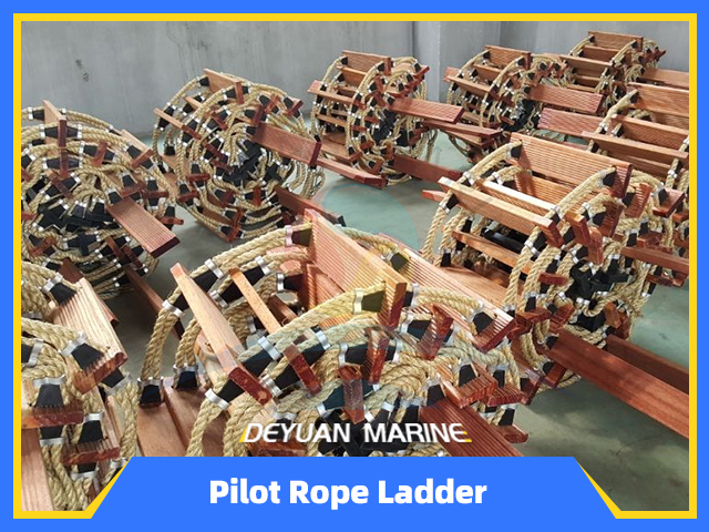 Hard Wood Pilot's Rope Ladder for Embarkation 